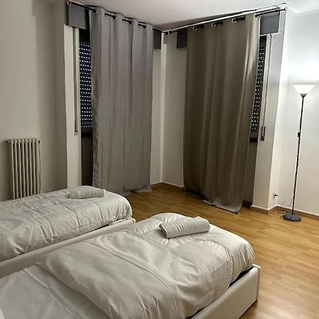 Leone D'Oro - Full Apartment Mestre Ngoại thất bức ảnh